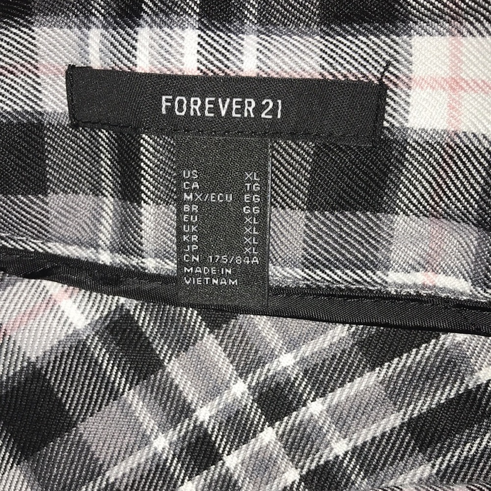 Forever 21 Mini Skirt - Picture 4 of 6